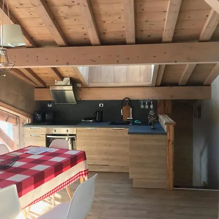 Les Chalets De L'alpe
